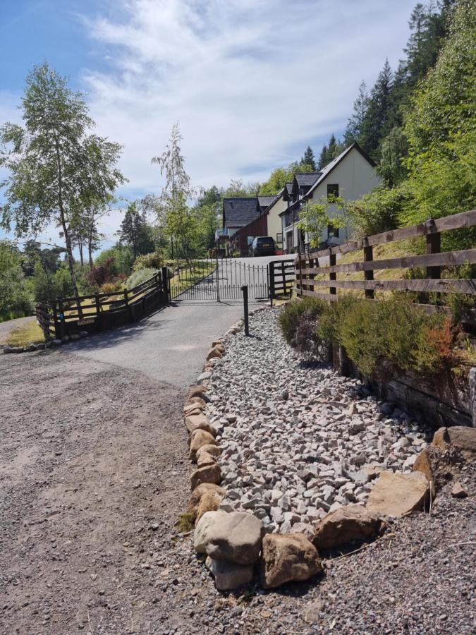An Outdoor Enthusiasts Piece Of Heaven Apartment Gairlochy Exterior photo